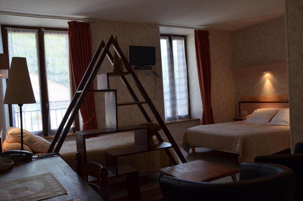 Logis Auberge De L'Allagnonette Saint-Poncy Dış mekan fotoğraf