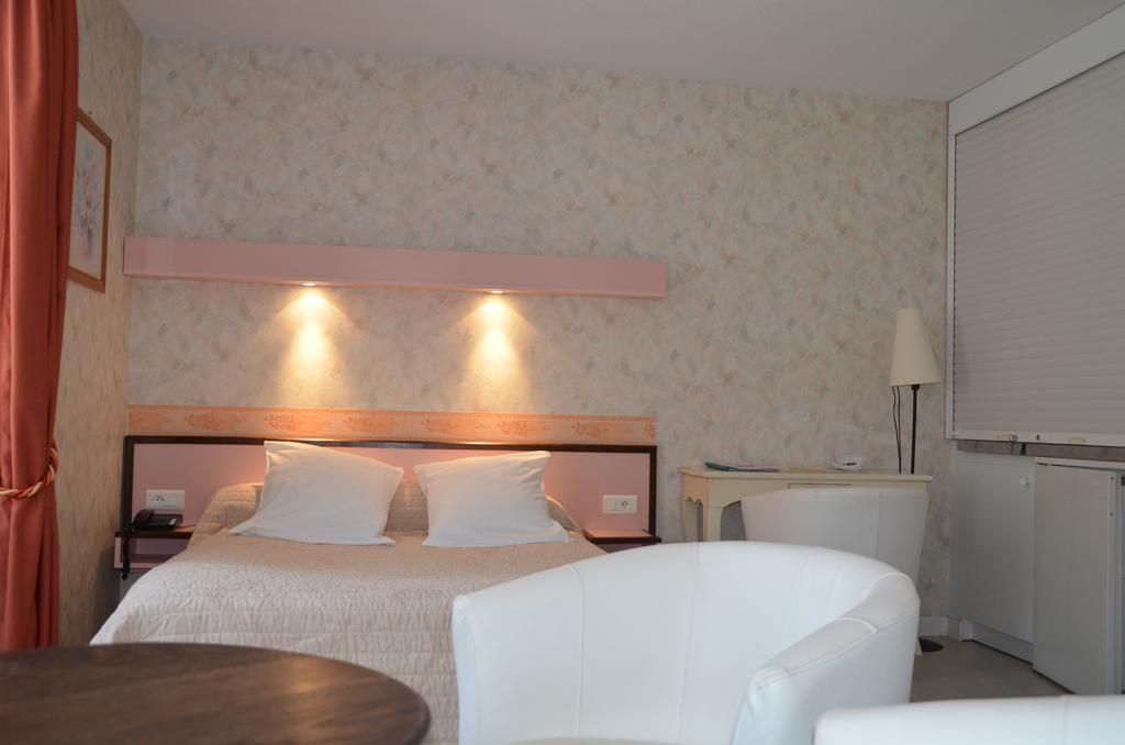 Logis Auberge De L'Allagnonette Saint-Poncy Dış mekan fotoğraf